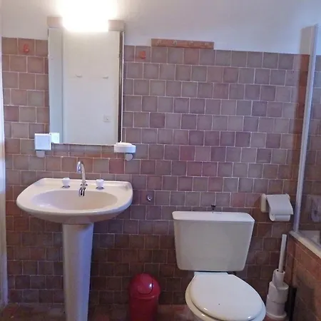 Villa Villa In Saint-Siffret With Private Pool, Cleaning Included