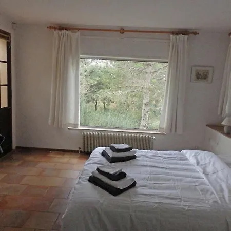 With Large Pool & Unique View, Cleaning Included 빌라 *